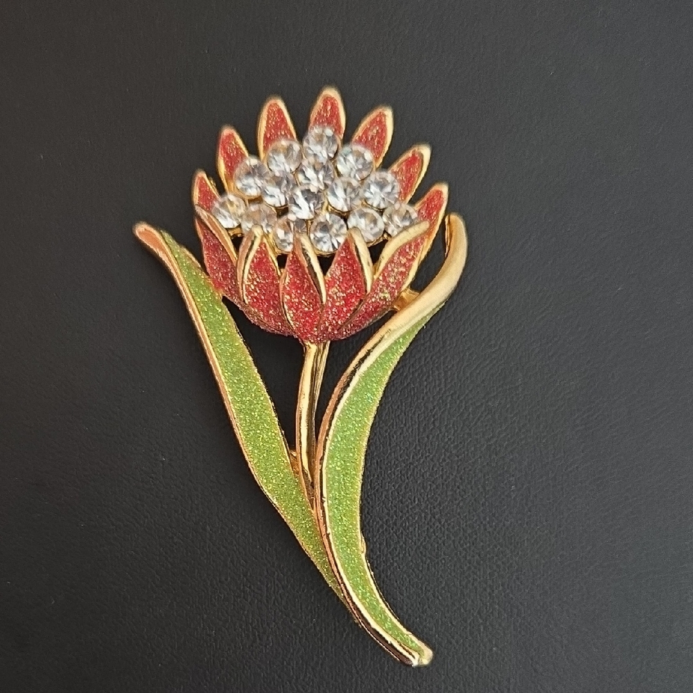 Vintage Flower Brooch